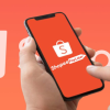 Pengguna Shopee Paylater mencairkan limit menjadi uang tunai via aplikasi.