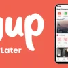 Layar smartphone menunjukkan transaksi Yups Paylater via QRIS berhasil, siap cair dana tunai.